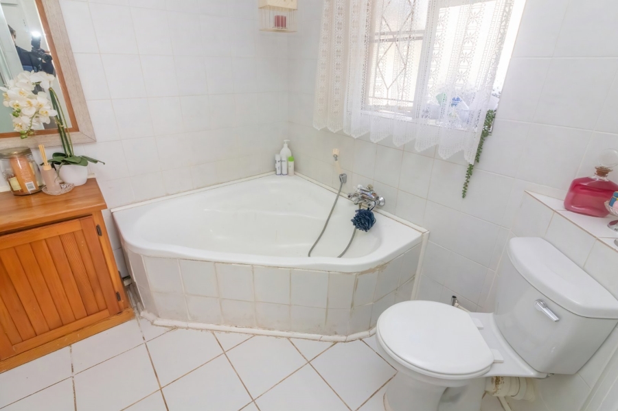 4 Bedroom Property for Sale in Suidrand Free State